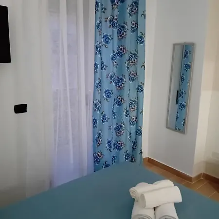 Emanik Bed & Breakfast 3*