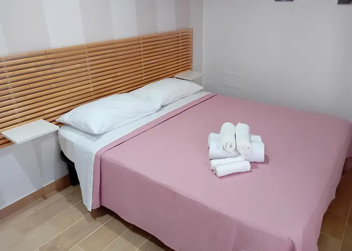 Emanik Bed & Breakfast 3*