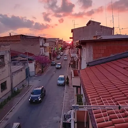 Emanik Couette-café Gioia Tauro