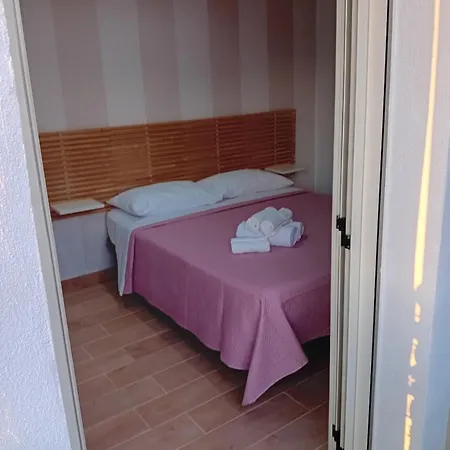 Emanik Bed & Breakfast *