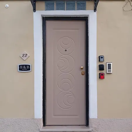 Emanik Couette-café 3*